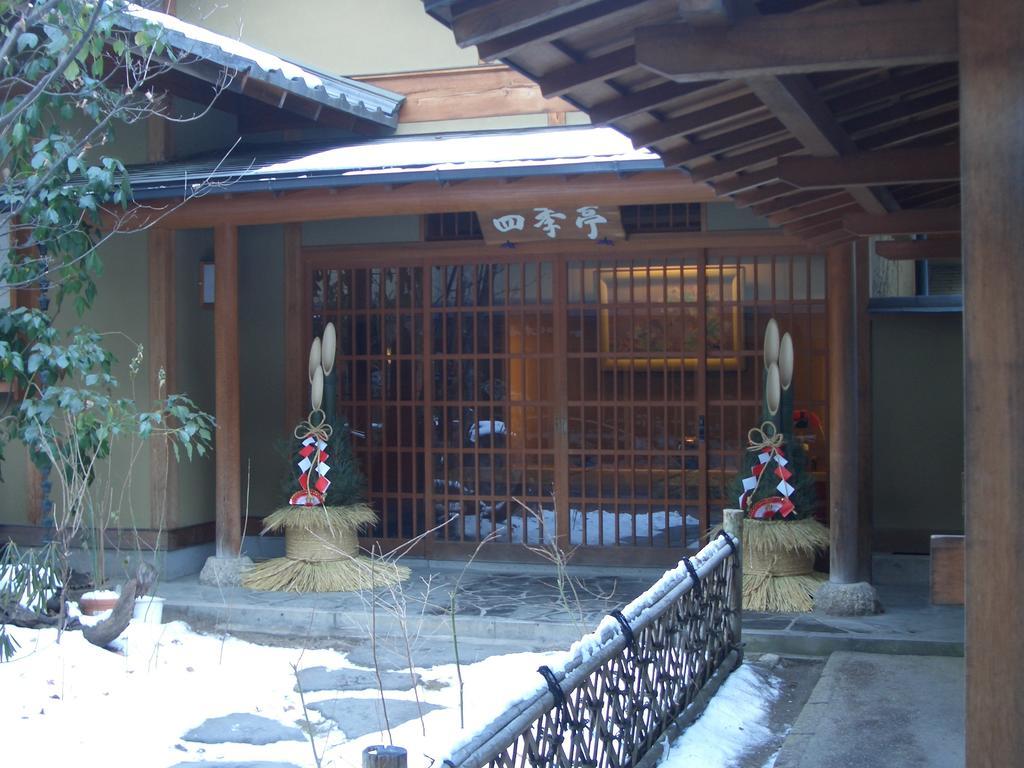 Hotel Kashiwaya Honten Ueda Exterior foto